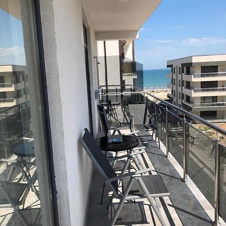 Iris Apartment นาโวดาริ ภายนอก รูปภาพ